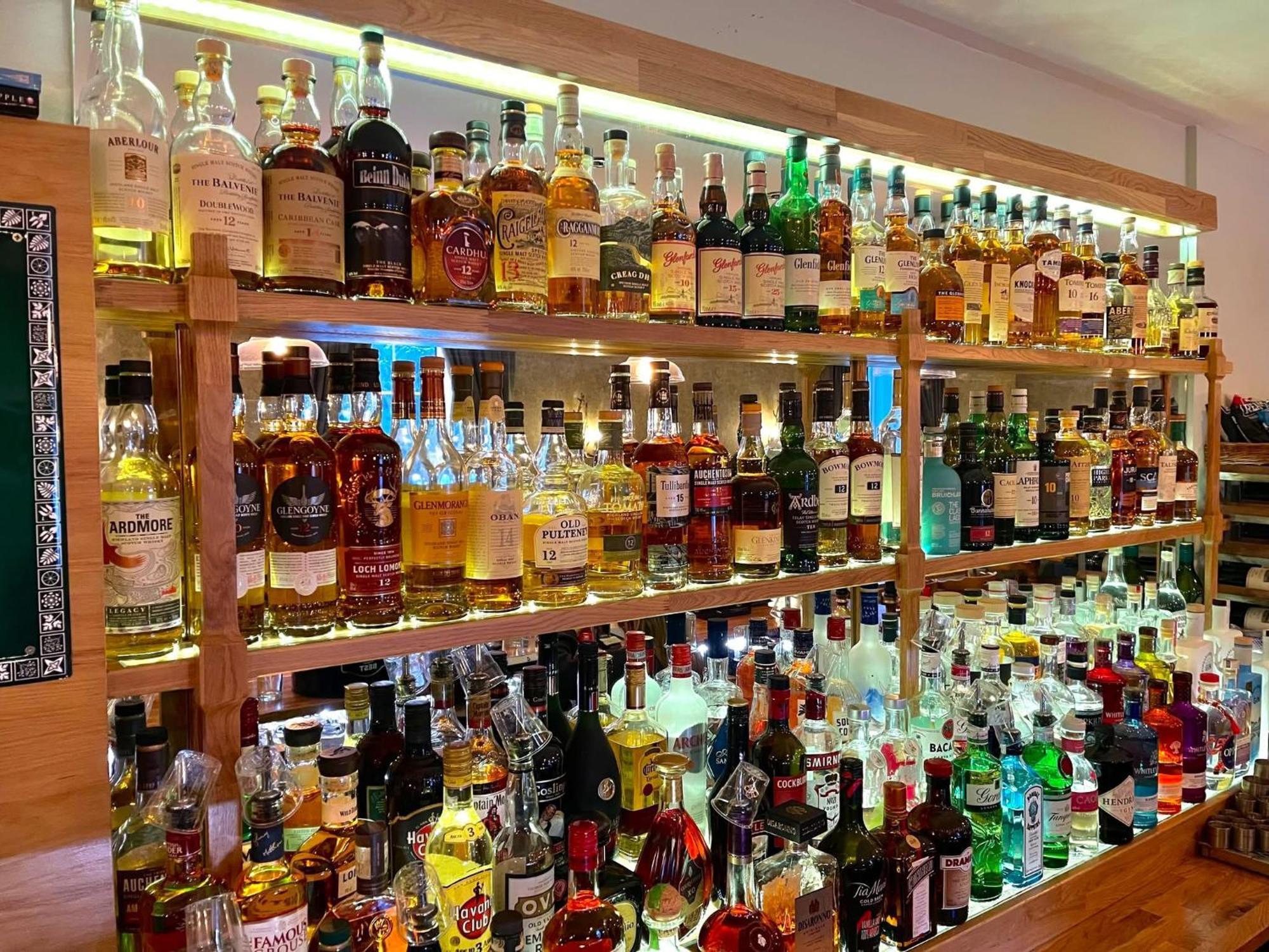 Duke Of Gordon Hotel Kingussie Buitenkant foto